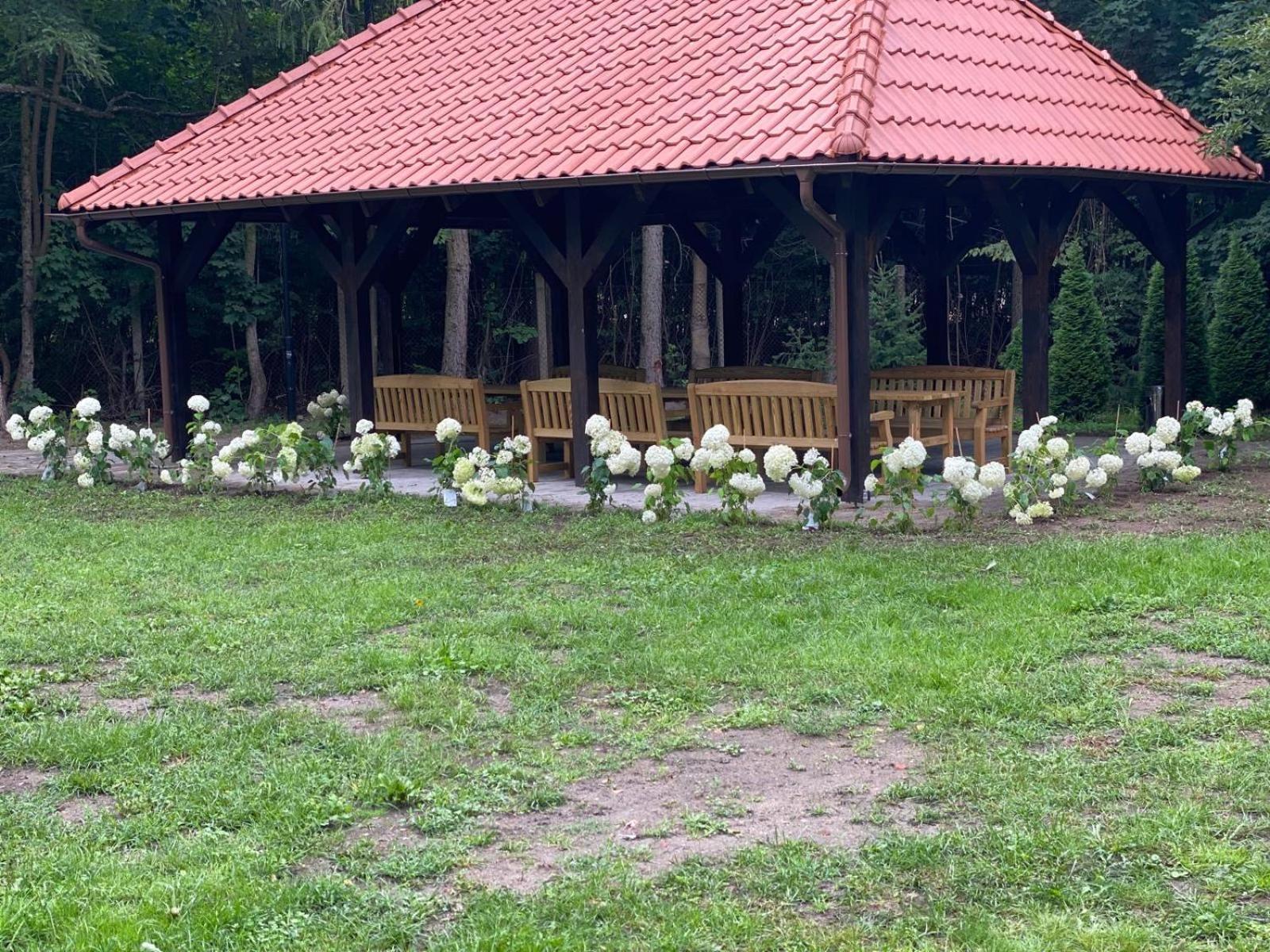 Hotel Restauracja Cztery Pory Roku Orneta ภายนอก รูปภาพ